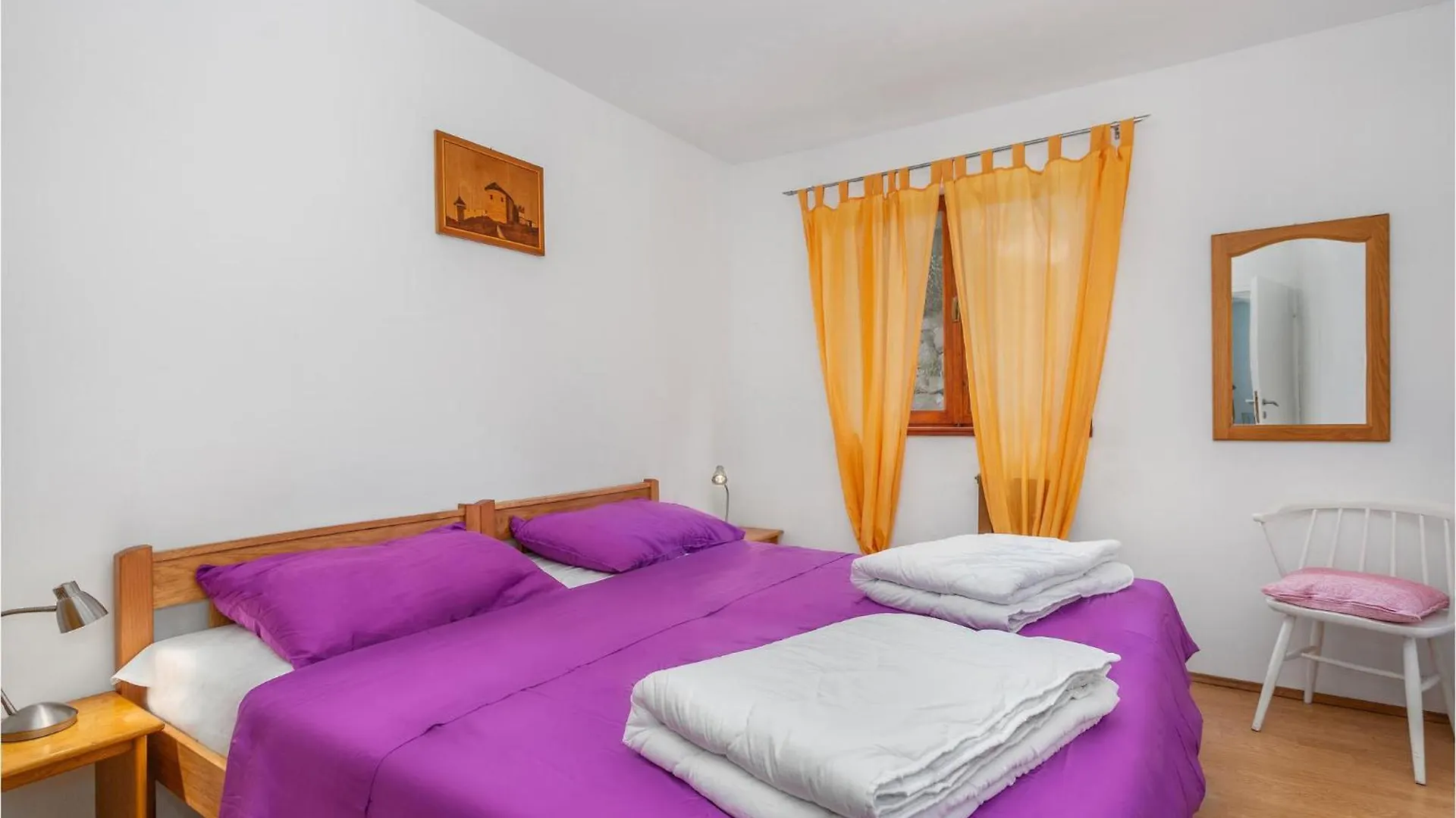 Cozy Apartment In Malinska With Kitchen