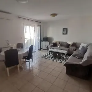  Apartament Petrica
