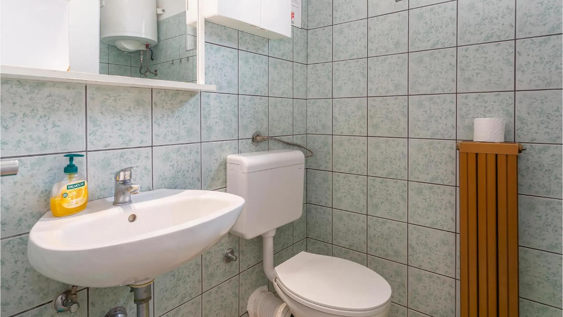 Cozy Apartment In Malinska With Kitchen